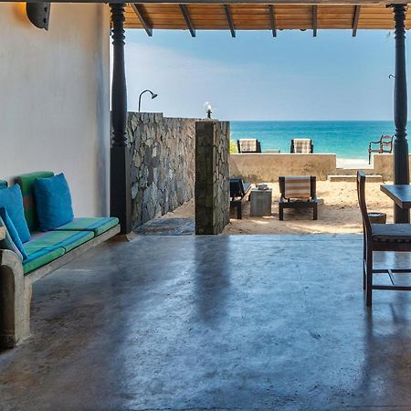 Blue Parrot Beach Villa Ambalangoda  Eksteriør billede